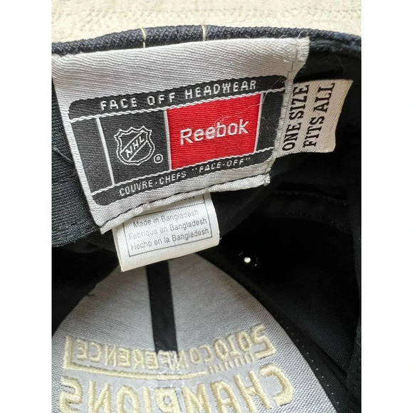 Chicago Blackhawks Reebok Black Hat - Picture 6 of 8